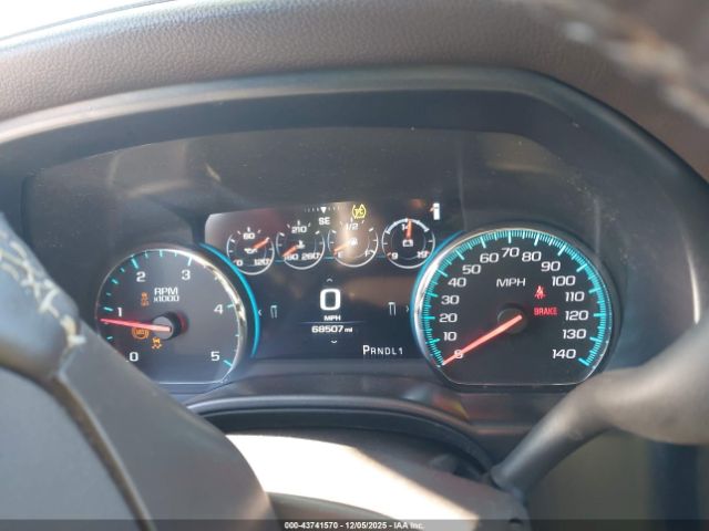 General Motors Sierra 3500HD Denali Image 10