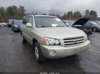  Salvage Toyota Highlander