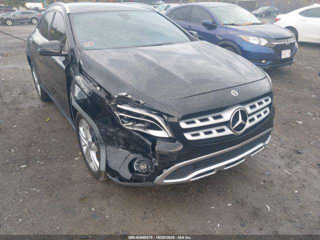 Mercedes-Benz GLA Image 6