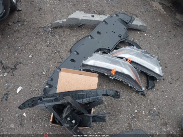 Toyota RAV4 Xse Image 15