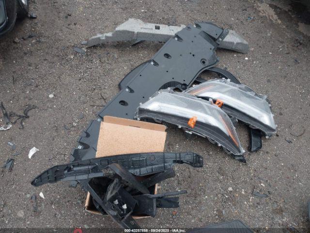 Toyota RAV4 Xse Image 15