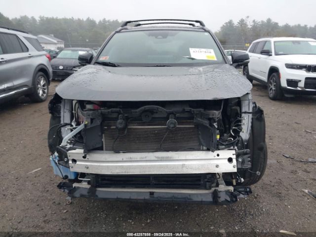 Toyota RAV4 Xse Image 13