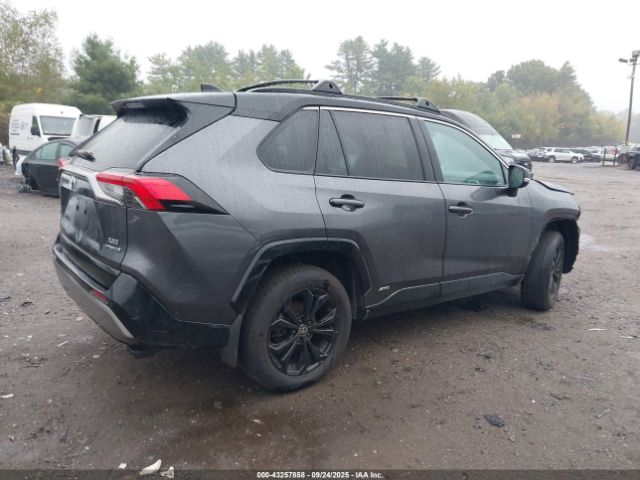 Toyota RAV4 Xse Image 11