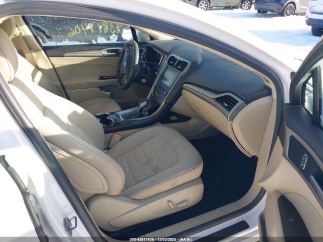 Ford Fusion Se Image 10