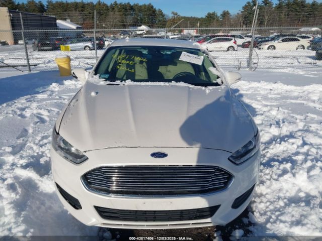Ford Fusion Se Image 9