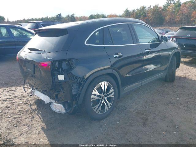 Mercedes-Benz GLA 4matic Image 2