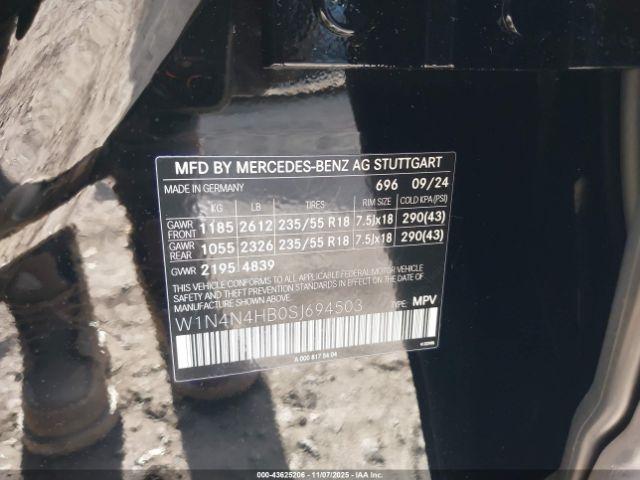 Mercedes-Benz GLA 4matic Image 8