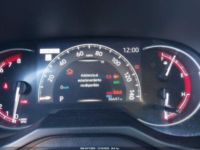 Toyota RAV4 Limited Image 6