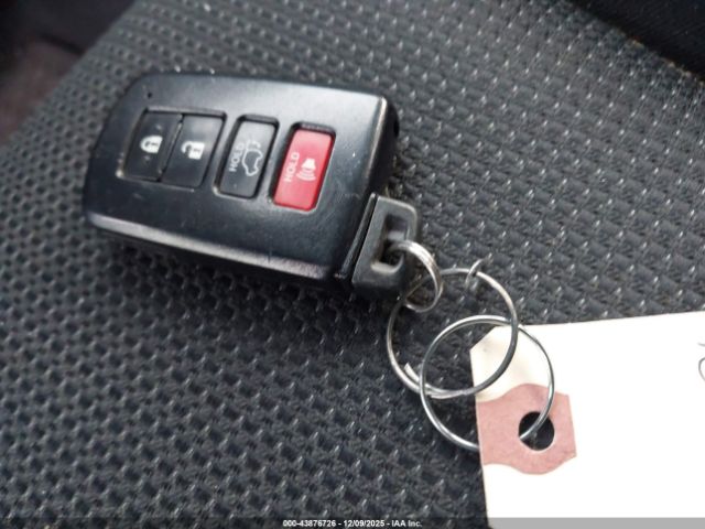 Toyota RAV4 Xle Image 15