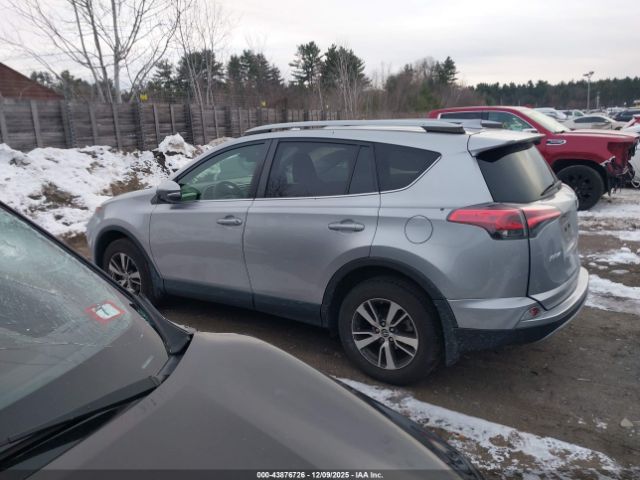 Toyota RAV4 Xle Image 12