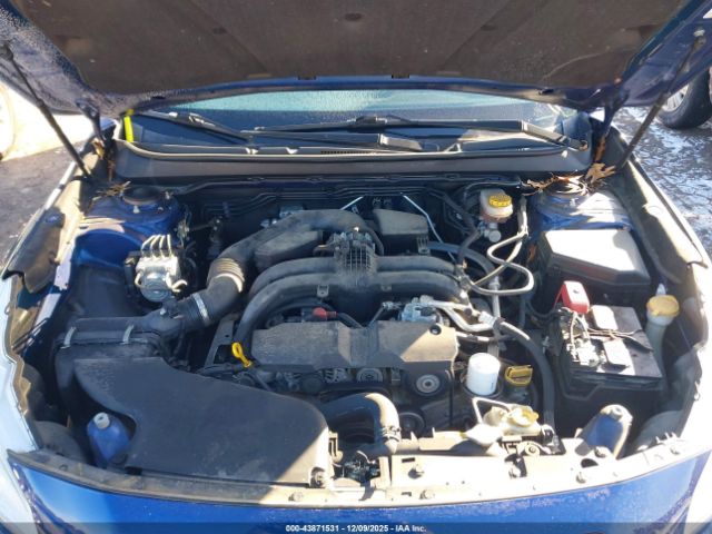 Subaru Legacy 2.5i Image 11