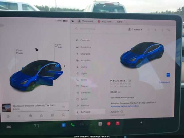 Tesla Model 3 Image 11