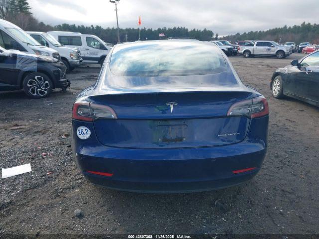 Tesla Model 3 Image 2