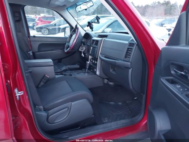 Jeep Liberty Sport Image 5