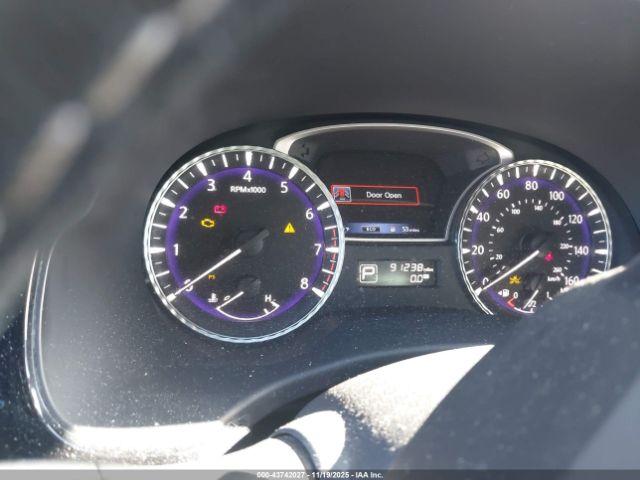 INFINITI Qx Luxe Image 6