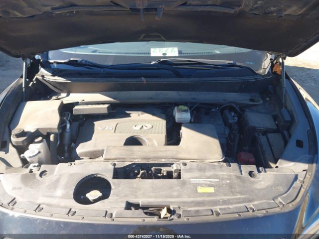 INFINITI Qx Luxe Image 8