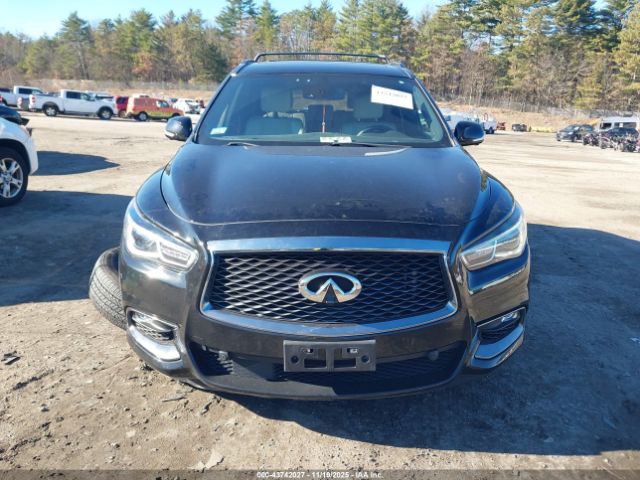 INFINITI Qx Luxe Image 16