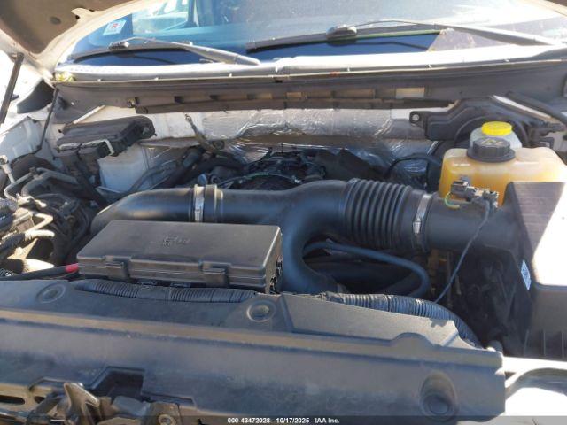 Ford F-150 Platinum Image 2