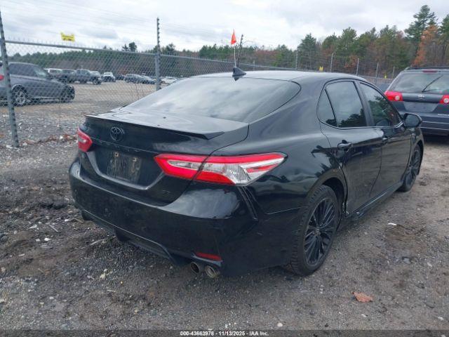 Toyota Camry Se Nightshade Edition Image 2