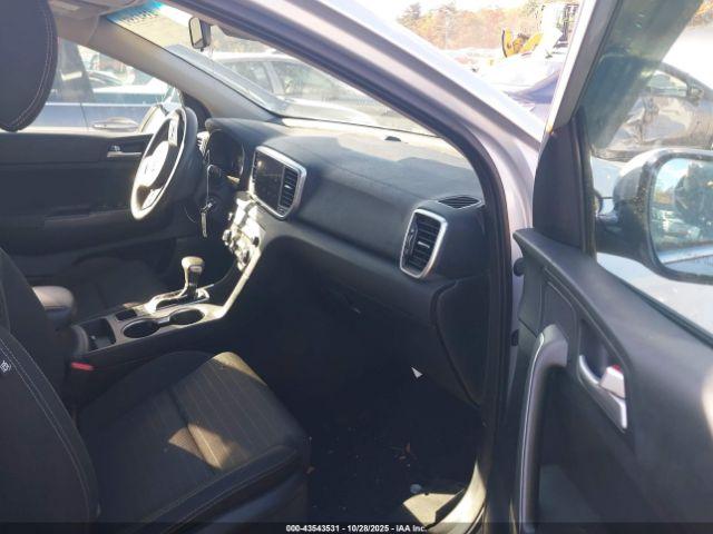 Kia Sportage Lx Image 8