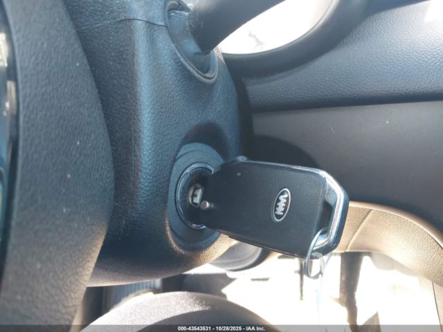 Kia Sportage Lx Image 3