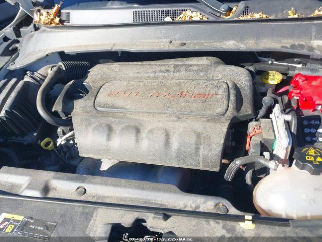 Jeep Compass Latitude 4x4 Image 4