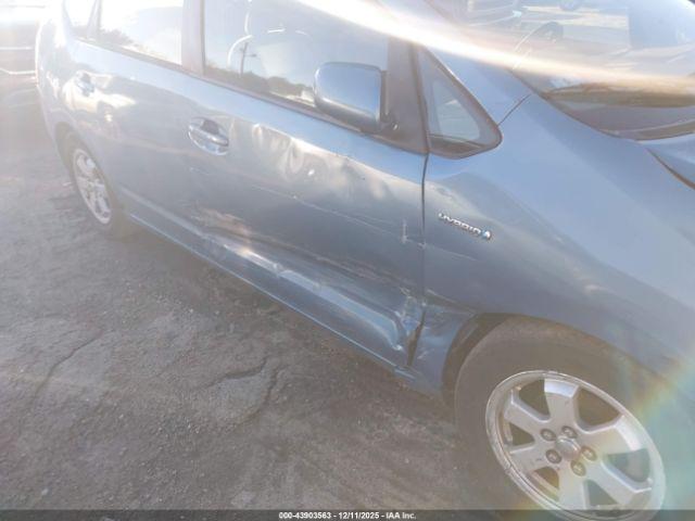 Toyota Prius Image 11