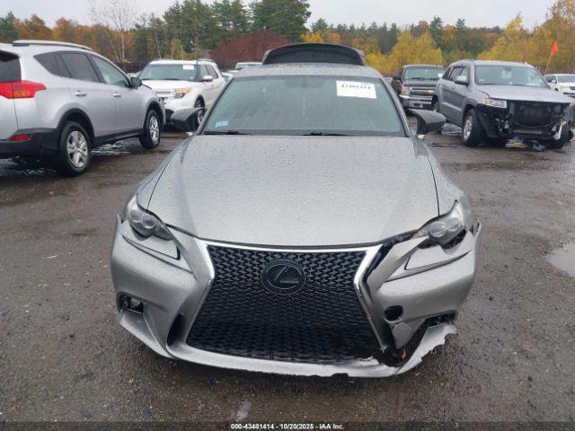 Lexus Is Image 15