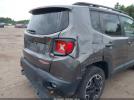 Jeep Renegade Trailhawk Image 11