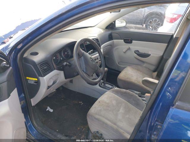 Hyundai ACCENT Gls Image 4