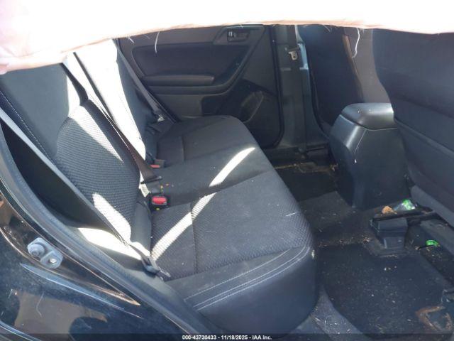 Subaru Forester 2.5i Premium Image 10