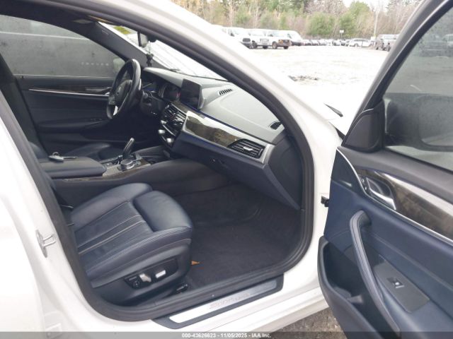 BMW 5 Series Xdrive Image 8