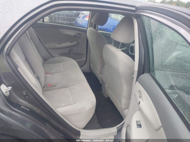 Toyota Corolla Le Image 4