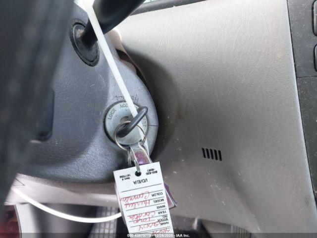 Toyota Corolla Le Image 2