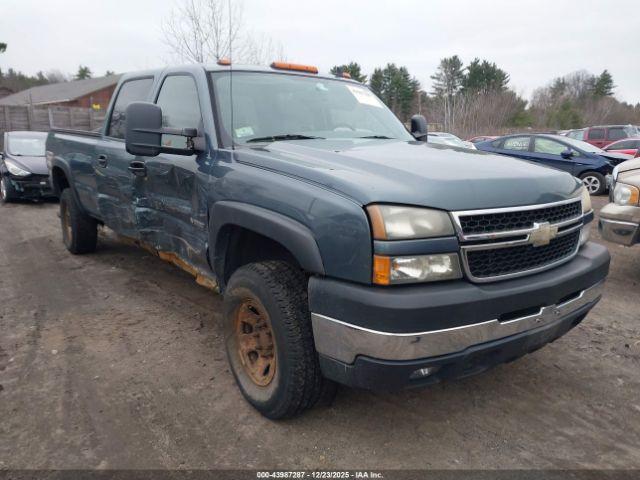  Salvage Chevrolet Silverado 3500