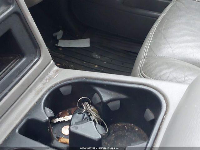 Chevrolet Silverado 3500 Lt3 Image 16