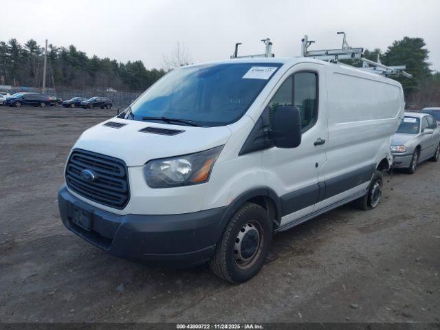 Ford Transit Image 3