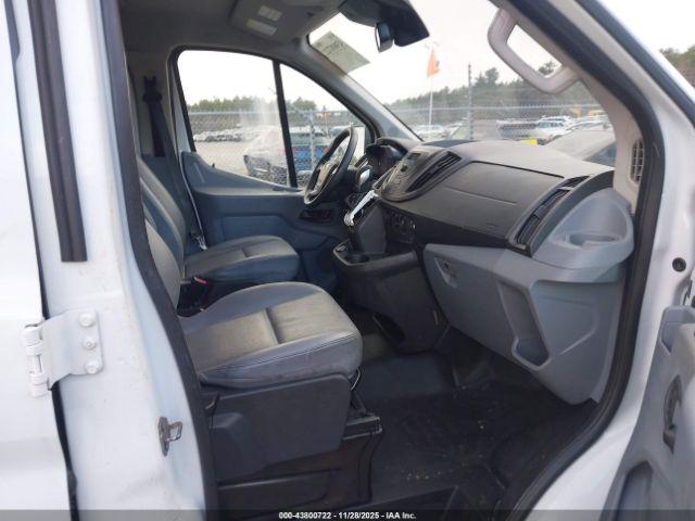 Ford Transit Image 5