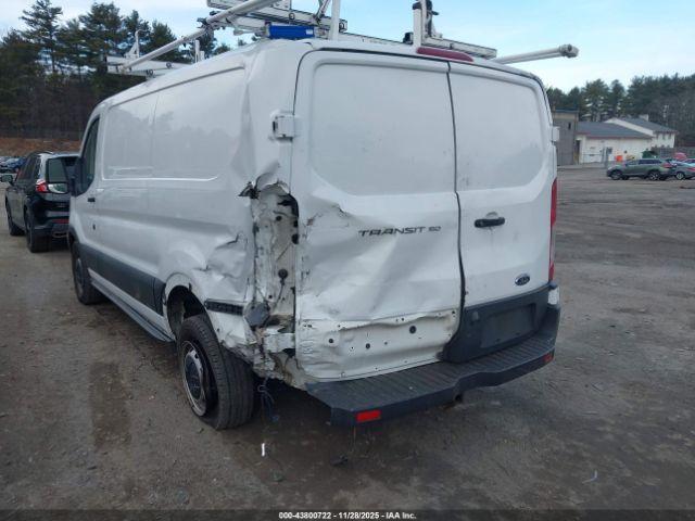 Ford Transit Image 8