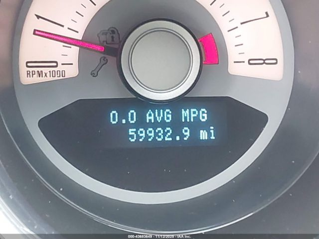 Ford Mustang V6 Premium Image 16