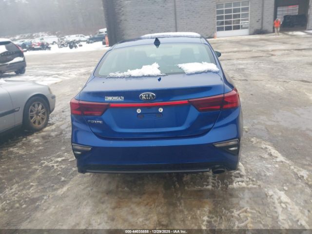 Kia Forte Lxs Image 14