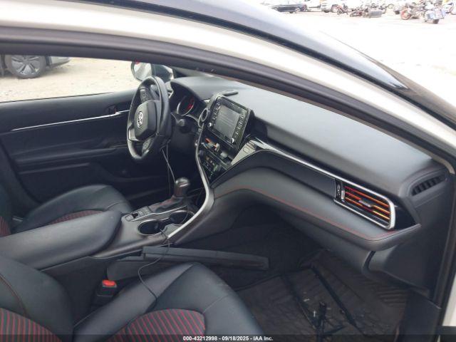 Toyota Camry Trd Image 4