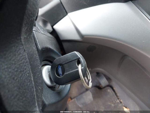 Ford Escape Se Image 4