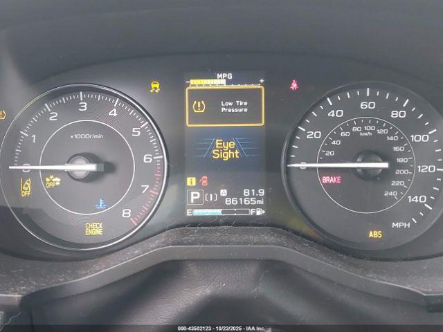 Subaru Impreza Premium 5-door Image 6