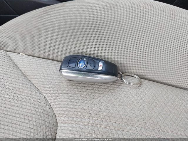 Subaru Impreza Premium 5-door Image 3