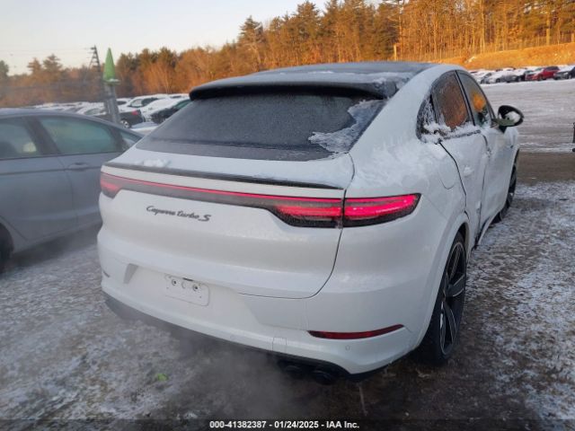 Porsche Cayenne E-hybrid Coupe Turbo S Image 4