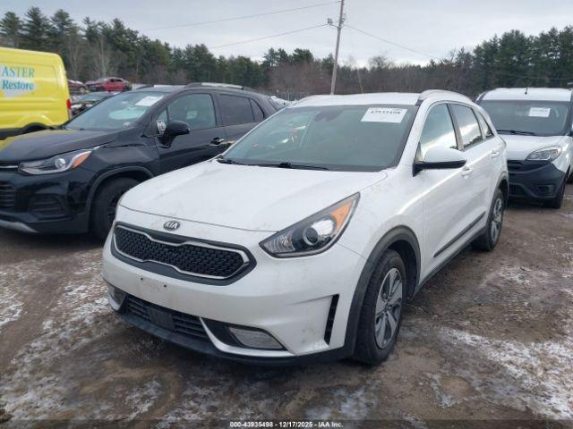 Kia Niro Lx Image 2