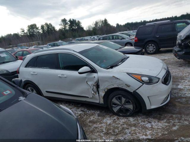 Kia Niro Lx Image 10