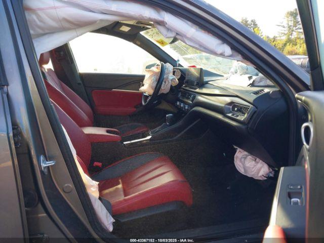 Acura Integra A-spec Image 5