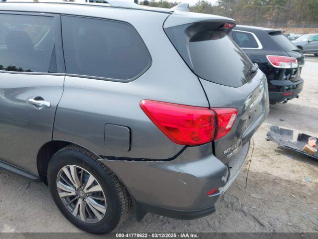 Nissan Pathfinder S 4wd Image 11